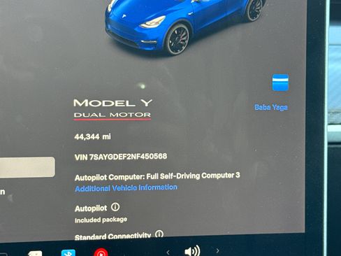 Used 2022 Tesla Model Y Performance image 32