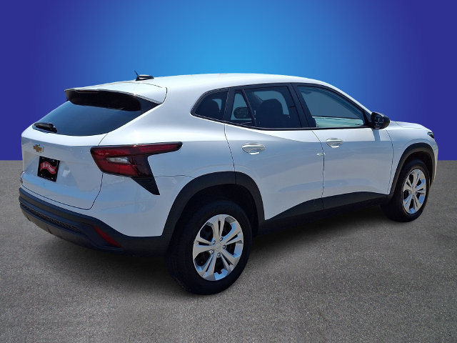 Used 2024 Chevrolet Trax LS FWD image 5