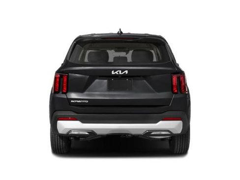 Used 2025 Kia Sorento LX image 8