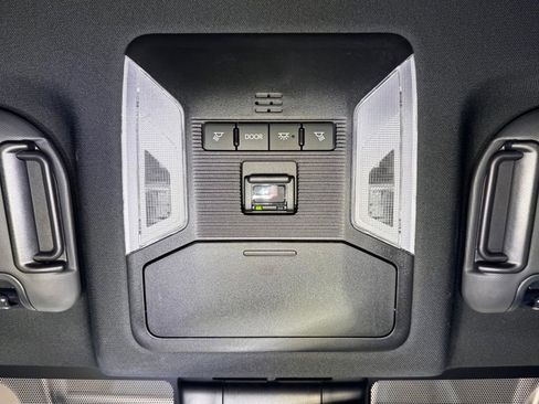 Certified 2025 Toyota RAV4 SE AWD/4WD image 41