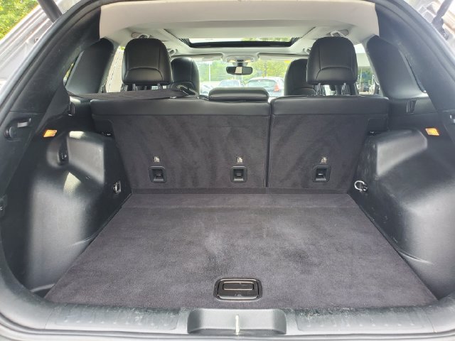Used 2019 Jeep Cherokee Trailhawk AWD/4WD image 8