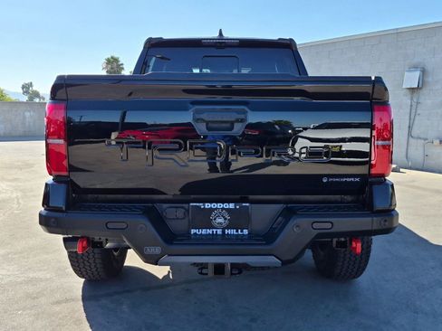 Used 2025 Toyota Tacoma TRD Pro AWD/4WD image 5