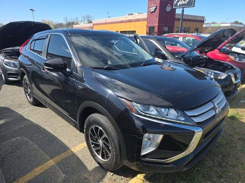 Used 2020 Mitsubishi Eclipse Cross ES AWD/4WD image 3