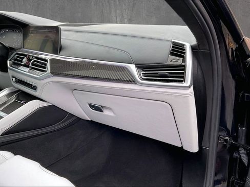 Used 2022 BMW X6 M Competition w/ Competition Package image 26