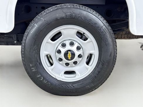 Used 2022 Chevrolet Silverado 2500 W/T w/ WT Convenience Package image 31