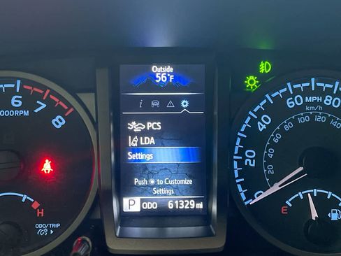 Certified 2022 Toyota Tacoma TRD Sport w/ Technology Package image 15