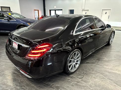 Used 2019 Mercedes-Benz S 560 Sedan image 5