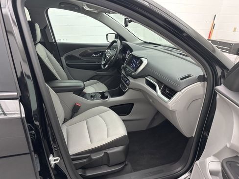 Used 2023 GMC Terrain SLE w/ Driver Convenience Package image 40