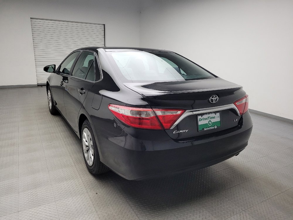 Used 2017 Toyota Camry LE FWD image 5