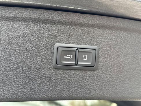 Used 2018 Audi SQ5 Premium Plus AWD/4WD image 29