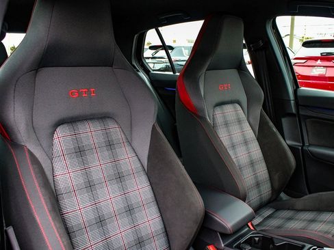 Used 2024 Volkswagen GTI S image 39