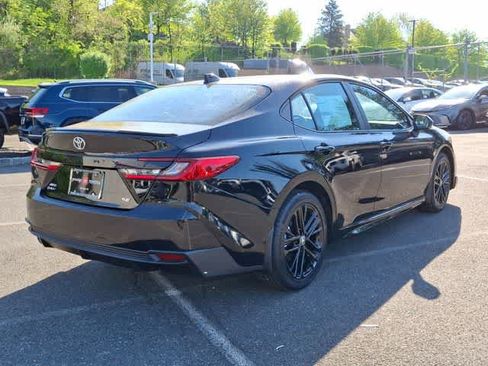 New 2026 Toyota Camry SE AWD/4WD image 18