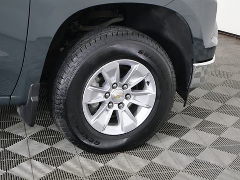 Used 2025 Chevrolet Silverado 1500 LT image 54