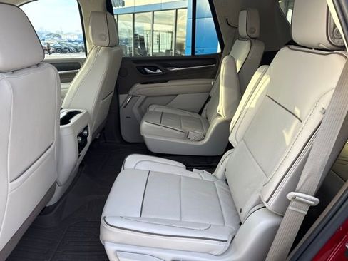 Used 2022 GMC Yukon Denali image 32