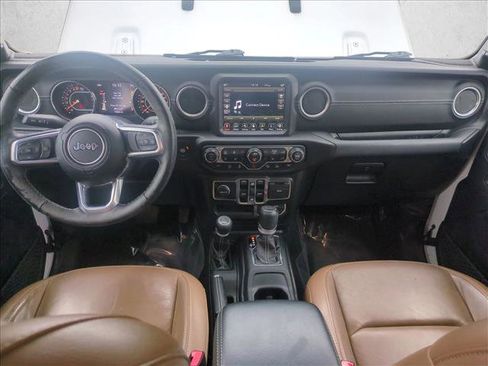 Used 2020 Jeep Gladiator Overland w/ Popular Equipment Package image 18