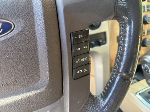 Used 2011 Ford F150 Lariat w/ Lariat Chrome Pkg AWD/4WD image 18