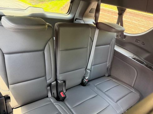 Used 2024 GMC Yukon XL Denali w/ Max Trailering Package AWD/4WD image 11