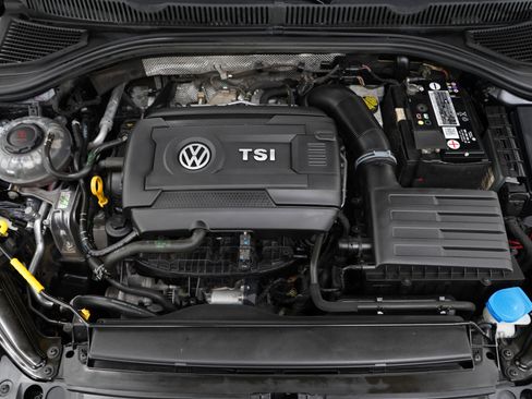 Used 2019 Volkswagen Jetta GLI Autobahn FWD image 30