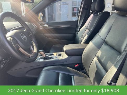 Used 2017 Jeep Grand Cherokee Limited AWD/4WD image 18