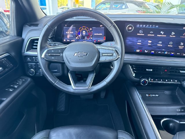 Certified 2025 Chevrolet Suburban Z71 AWD/4WD image 14
