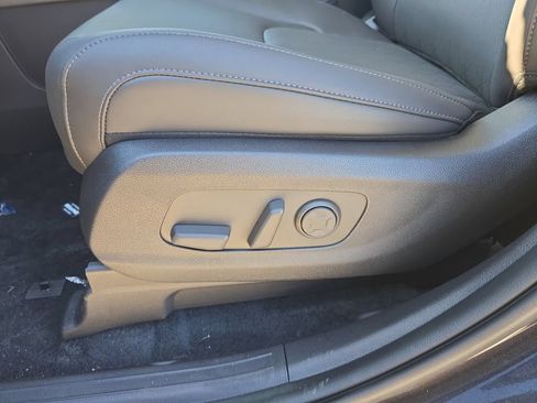 New 2026 Kia Carnival FWD image 20