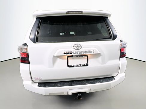Used 2024 Toyota 4Runner SR5 image 6