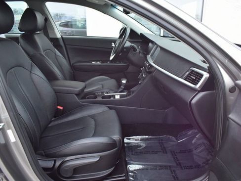 Used 2019 Kia Optima EX image 40