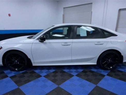 Certified 2022 Honda Civic Sport image 5