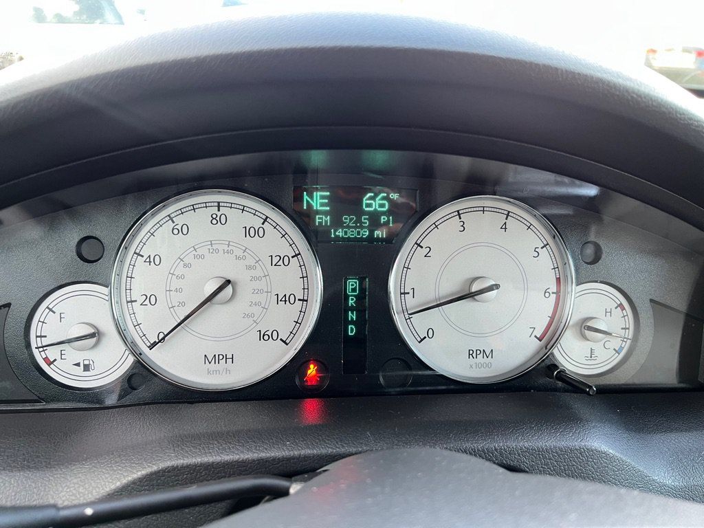 Used 2006 Chrysler 300 C w/ Protection Group II RWD image 19