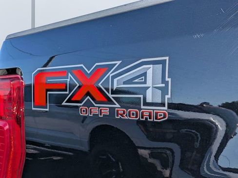 Used 2021 Ford F250 Platinum AWD/4WD image 13