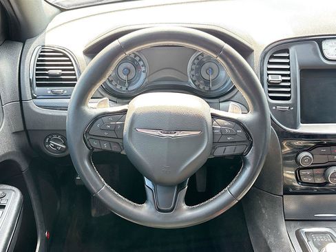 Used 2015 Chrysler 300 S AWD/4WD image 18