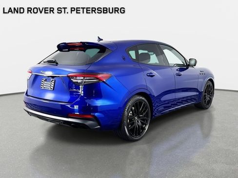 Used 2022 Maserati Levante Modena image 5