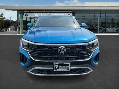 Used 2024 Volkswagen Atlas Cross Sport SE image 4