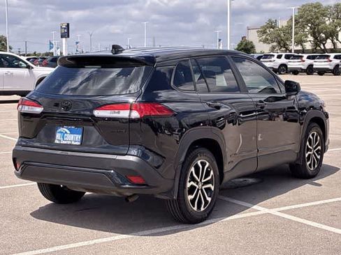 Used 2024 Toyota Corolla Cross AWD Hybrid image 6
