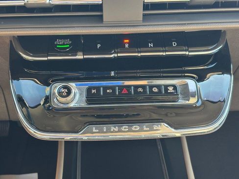 Certified 2023 Lincoln Corsair FWD w/ Equipment Group 101A image 21