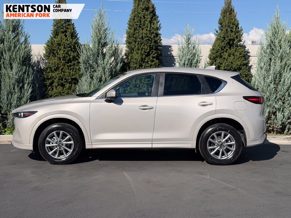 Used 2025 MAZDA CX-5 AWD 2.5 S w/ Preferred Package image 4
