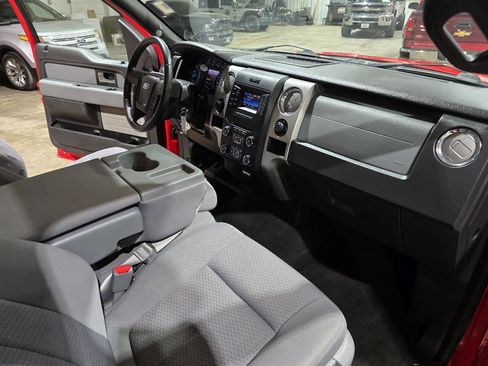Used 2013 Ford F150 XLT w/ Mid Equipment Group image 31
