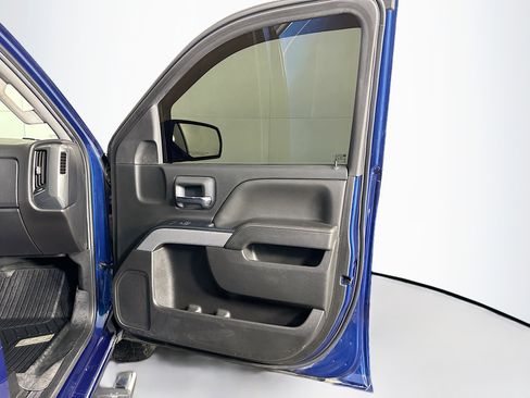 Used 2018 Chevrolet Silverado 1500 LT w/ All Star Edition image 30