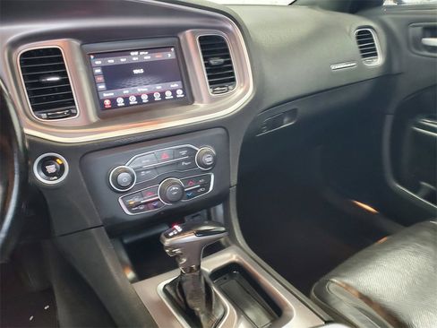 Used 2020 Dodge Charger SXT w/ Leather Interior Group image 16