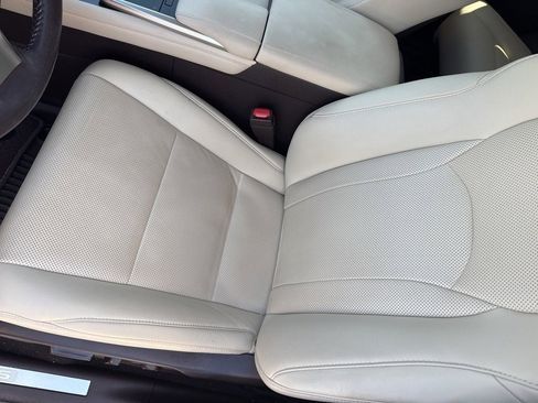 Used 2020 Lexus RX 350 AWD w/ Premium Package image 4