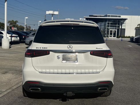 Certified 2023 Mercedes-Benz GLS 580 4MATIC image 4