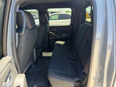 Used 2023 Nissan Frontier PRO-4X w/ Pro Convenience Package AWD/4WD image 2