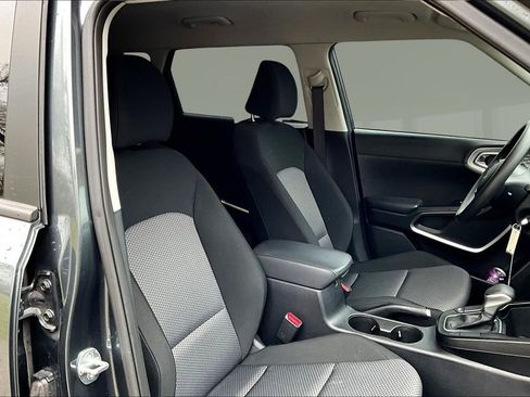 Certified 2023 Kia Soul LX w/ LX Technology Package image 23