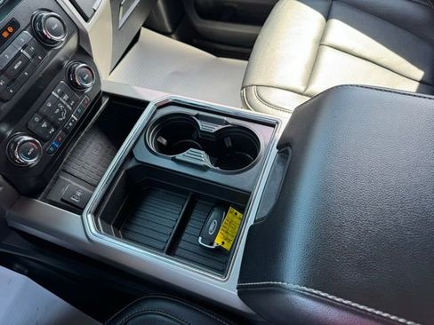 Used 2021 Ford F250 Lariat w/ Lariat Ultimate Package image 21