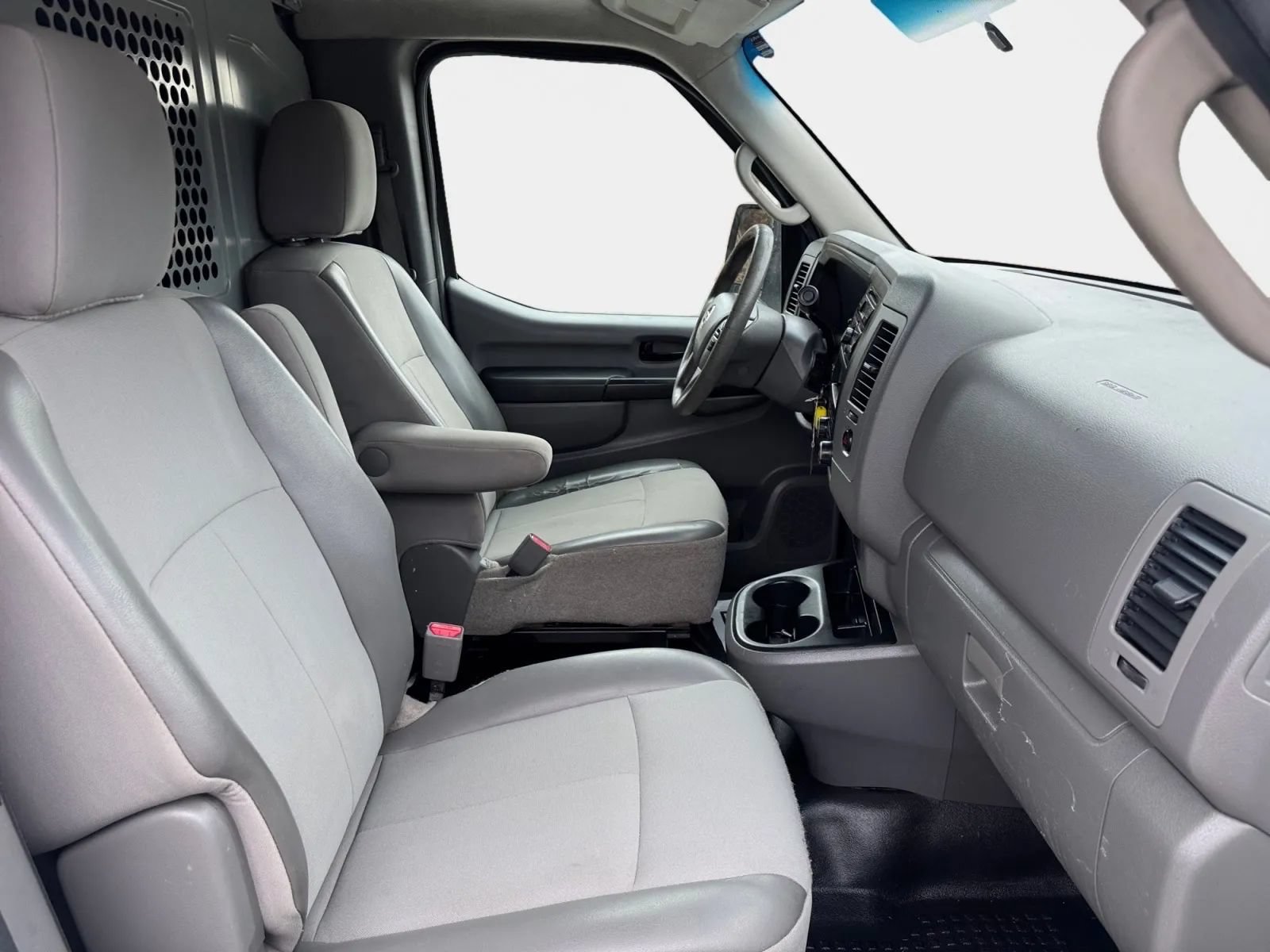 Used 2014 Nissan NV 1500 S w/ Power Basic Package RWD image 10
