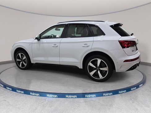 Used 2023 Audi Q5 2.0T Prestige w/ Prestige Package AWD/4WD image 9