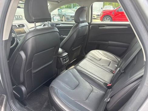 Used 2016 Ford Fusion Titanium FWD image 6