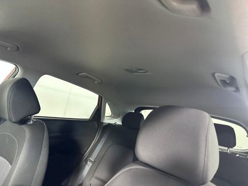 Used 2023 Hyundai Kona SEL image 12