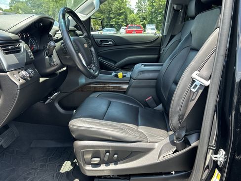 Used 2019 Chevrolet Tahoe LT AWD/4WD image 9