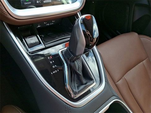 Used 2022 Subaru Outback Touring image 20